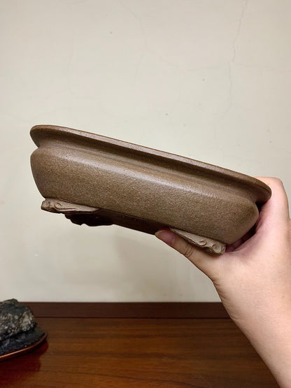 Early Bag-Style Cloud Feet Rectangular Japanese Pot by Nakano Gyōzan