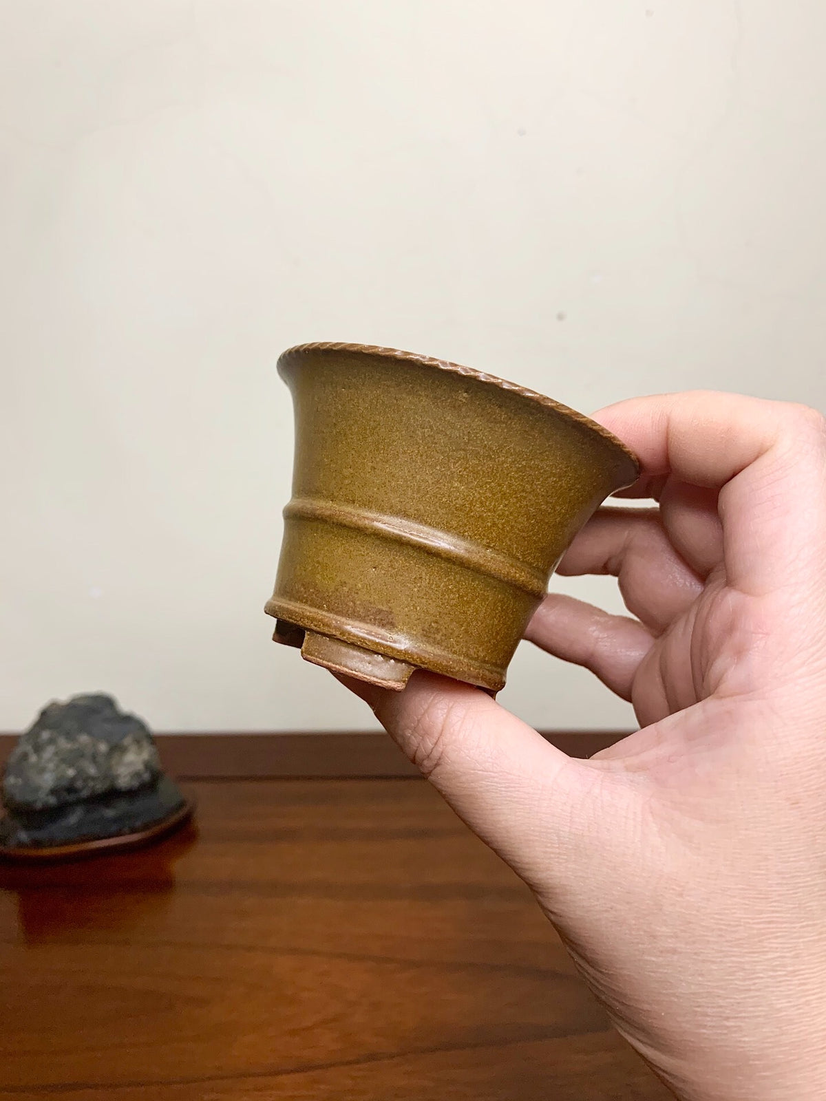 Heian Kōzan Classic Soba Glaze Rope-Rimmed Waist-Line Small Cylindrical Pot Japanese Bonsai Pot