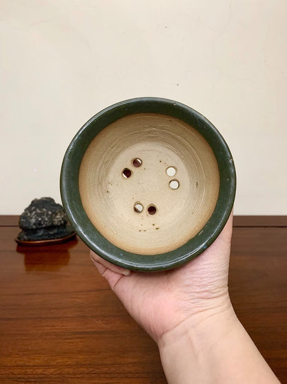 Shishi Maru Green Glaze with Central Knob, Open Mouth, Japanese Pot