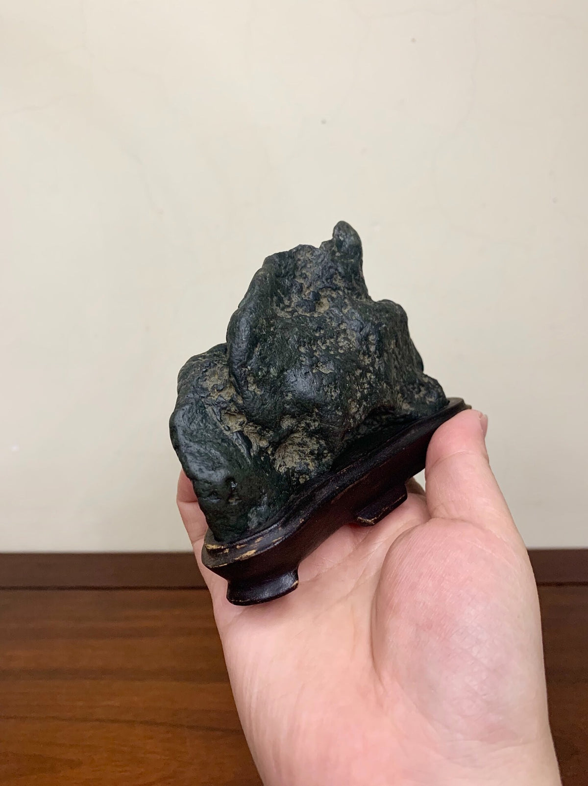 Chien Hsuan Shi Stone-Shaped Full-Bodied Japanese Water Stone