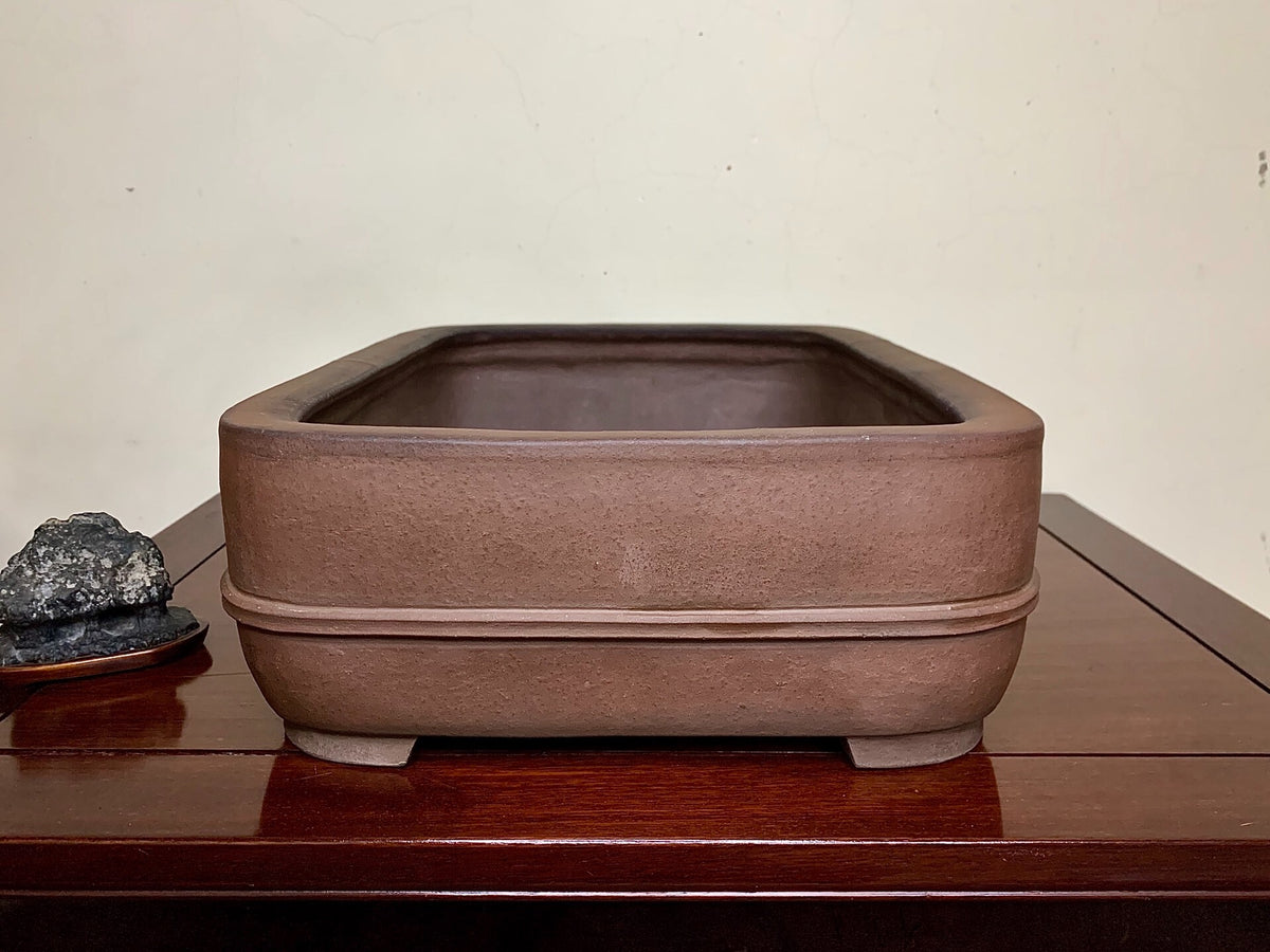 Suzuki Shōzan Shidei Waist-Line Cut Standing Rectangular Japanese Pot