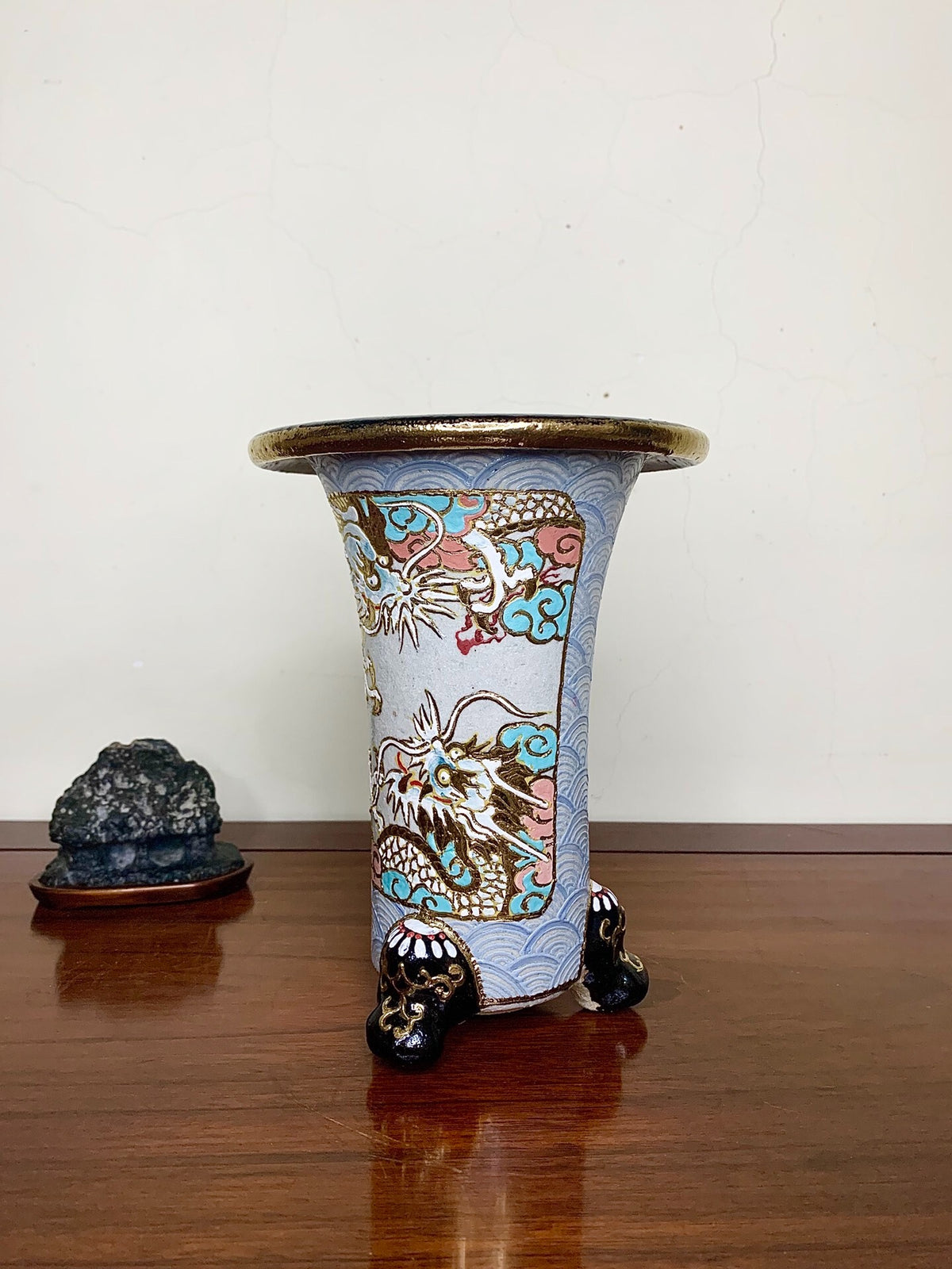 Double-Panel Painted Dragon Design, Omoto Pot by Akezō