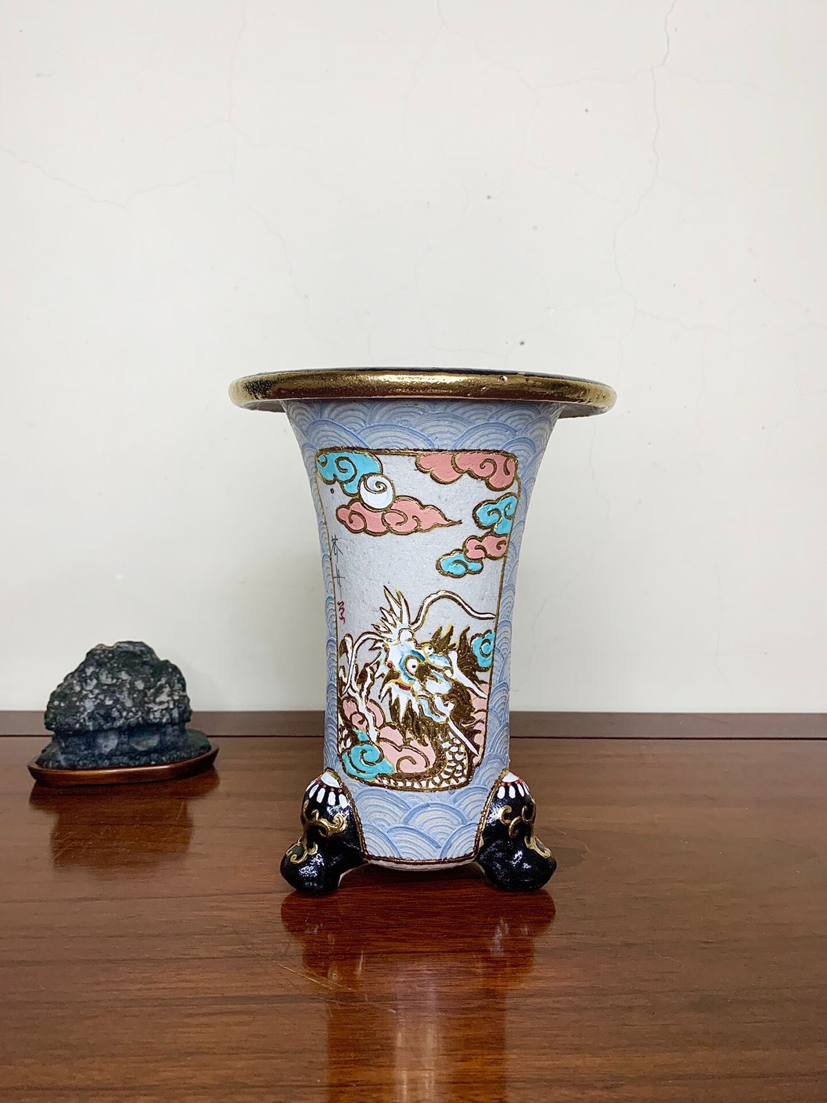 Double-Panel Painted Dragon Design, Omoto Pot by Akezō
