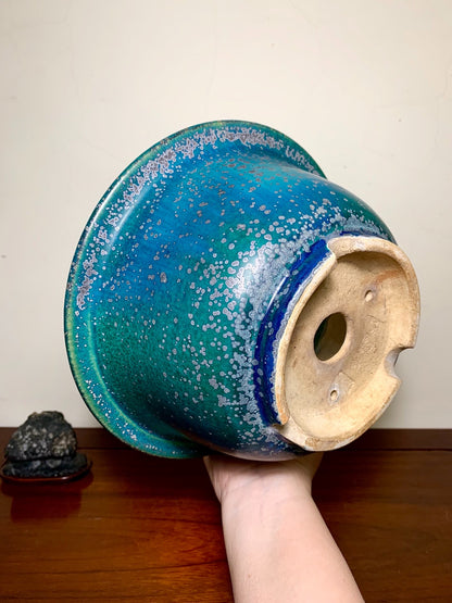 Sen Dai Kōyō Cloth-Textured Glaze Outer Rim Japanese Pot