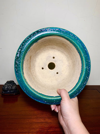 Sen Dai Kōyō Cloth-Textured Glaze Outer Rim Japanese Pot