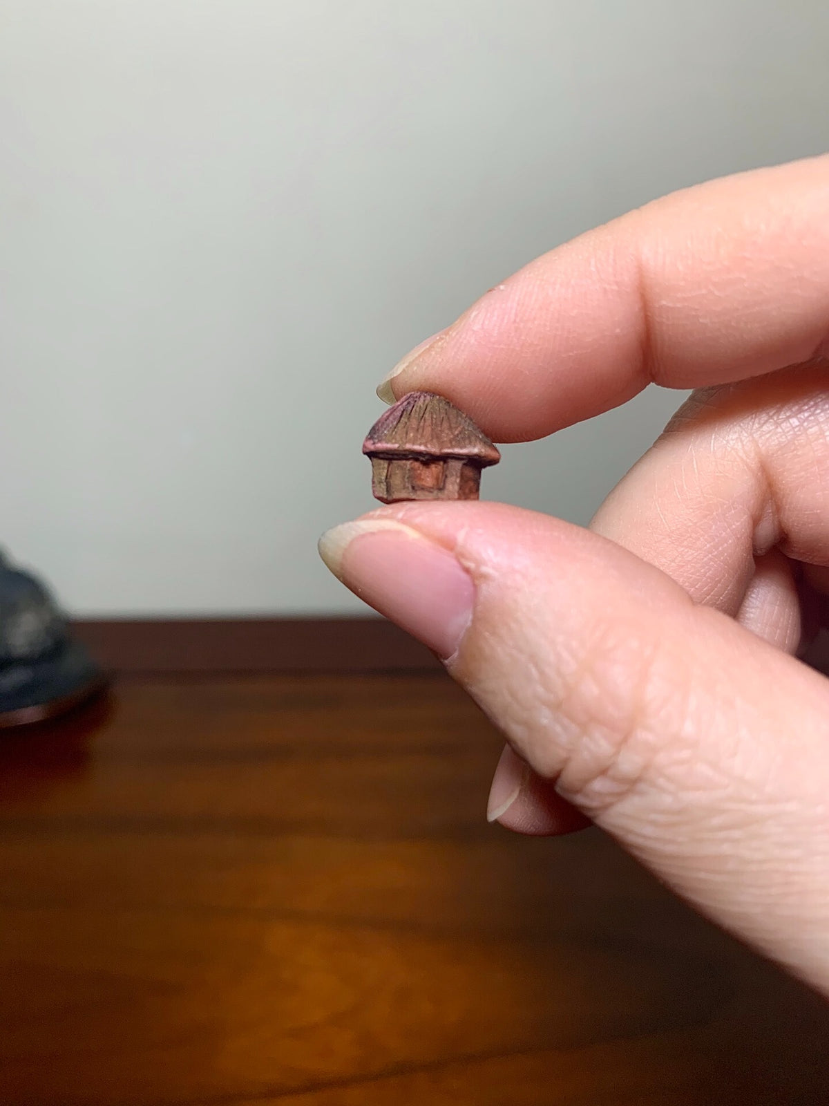 Tani Ransan Hand-Pinched Miniature Delicate Thatched Cottage Bonsai Accessory