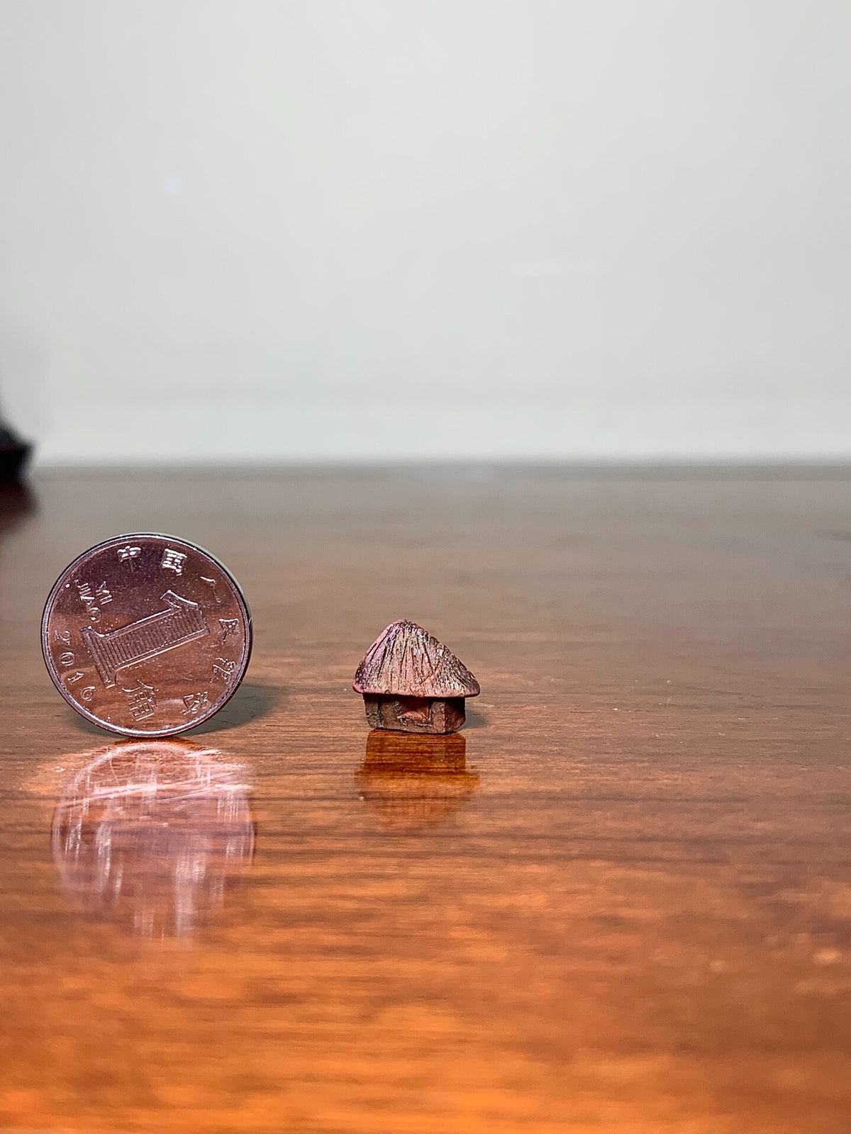 Tani Ransan Hand-Pinched Miniature Delicate Thatched Cottage Bonsai Accessory