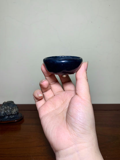 Ruri Blue Glaze Hand-Pinched Three-Footed Japanese Pot by Tenryu Sekisen