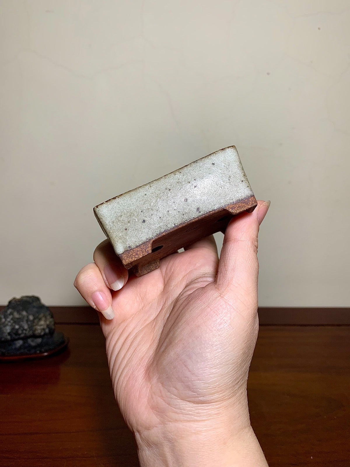 Shishu·Kōhō Cut-Foot Small Rectangular Japanese Pot