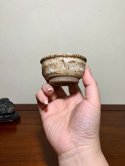 Pear-Skin Hand-Pinched Round Pot by Watanabe Masayama