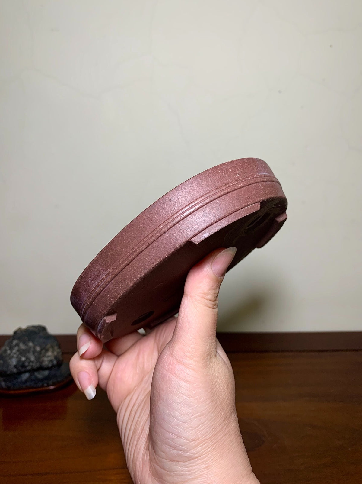 Shidei Double-Loop Oval Japanese Pot by Hokido