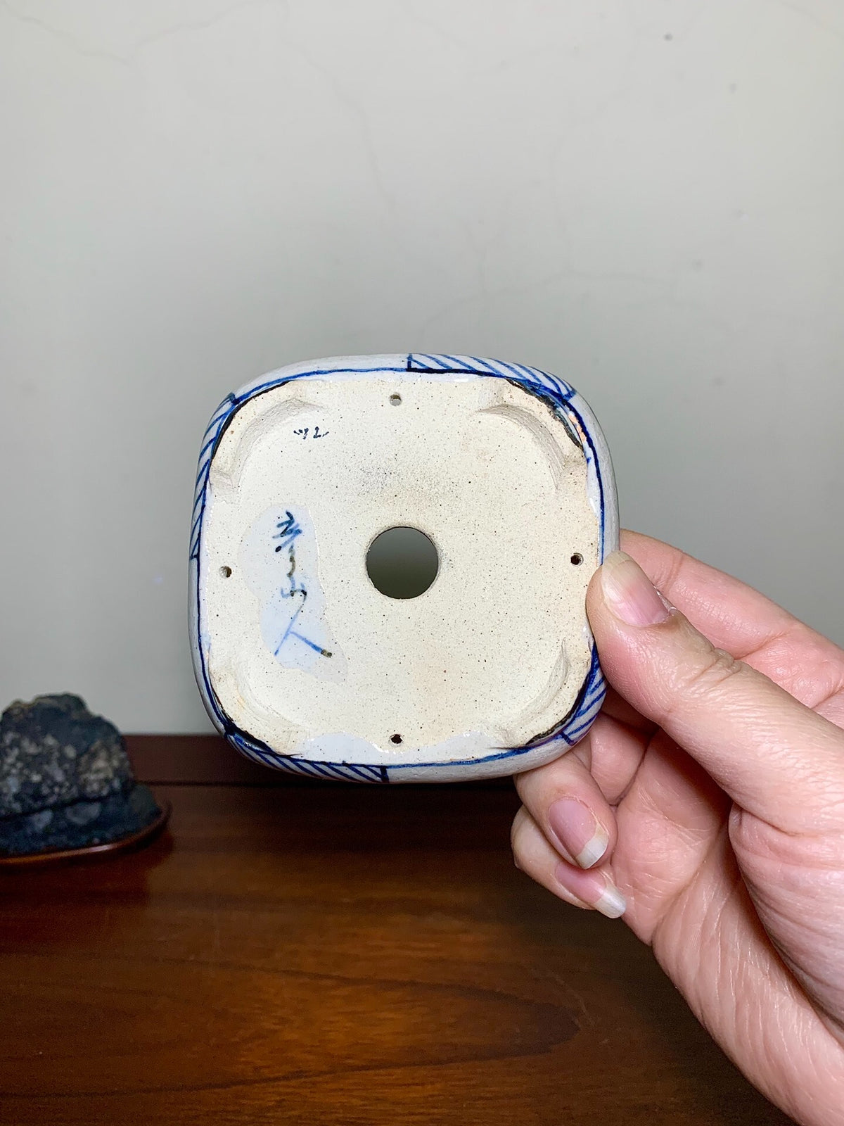 Hikoyamajin Enamelled Square Japanese Pot