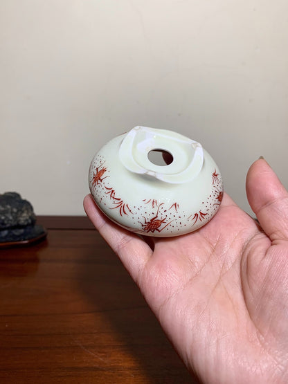 Heian Yūsen Red-Painted Grass Flowers, Cicada, Three-Footed Round Pot