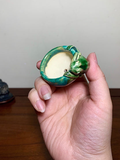 Kiln-Transmuted Green Glaze Frog Pot by Amamiya Shinobu