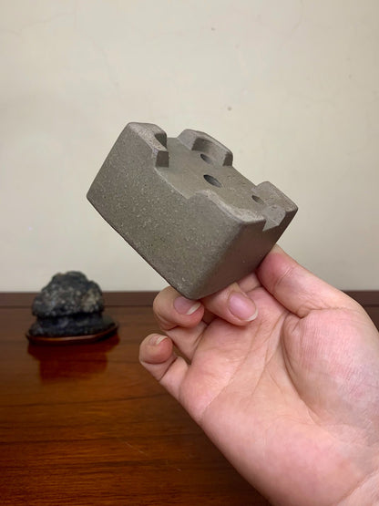 Asahi-Bō Gray Clay Cut-Foot Small Square Japanese Pot