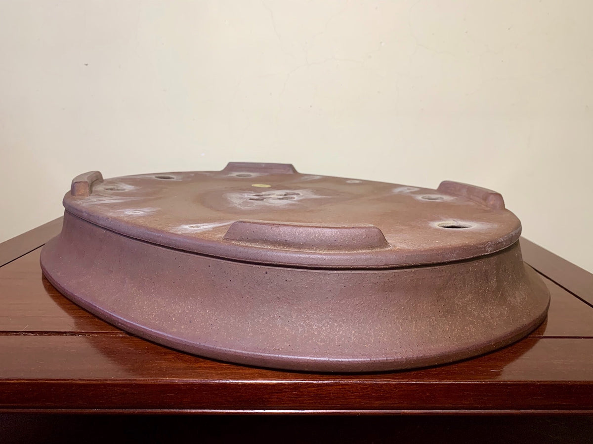 Lower Band Outer Rim Cut Standing Oval Japanese Pot by Nakano Gyōzan