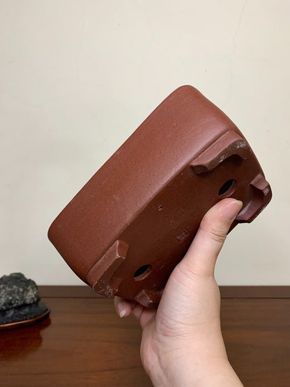 Cut-Footed Rectangular Japanese Pot by Shibakatsu