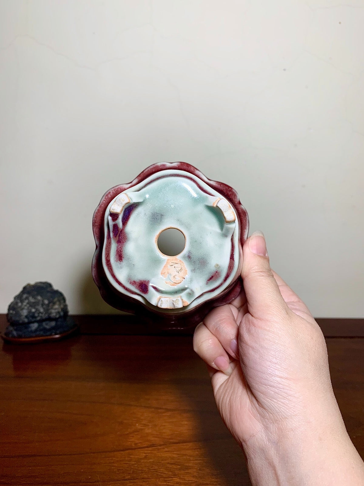 Shi-Saki Ishin Shinsha Copper-Red Glaze Kiln-Transmuted Wheel-Pattern Japanese Pot