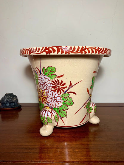 Fully Painted Chrysanthemum Design Omoto Pot by Satsuma-Yaki