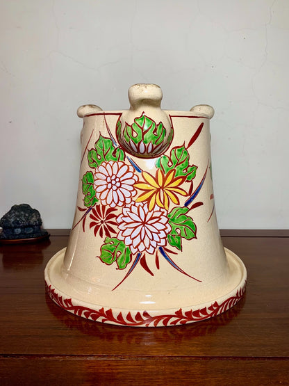 Fully Painted Chrysanthemum Design Omoto Pot by Satsuma-Yaki