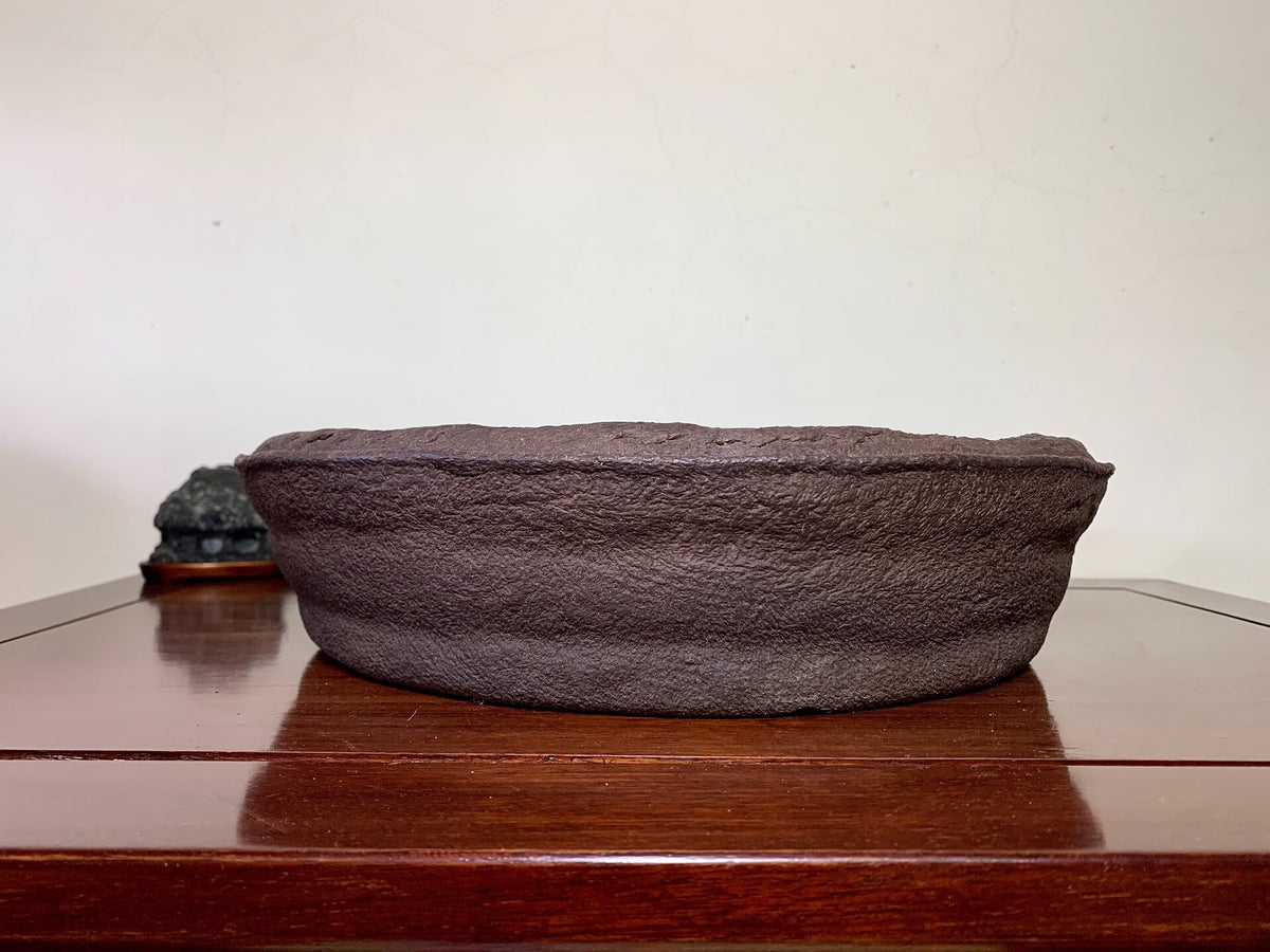 Ryūkaku Hand-Made Nanban Pot