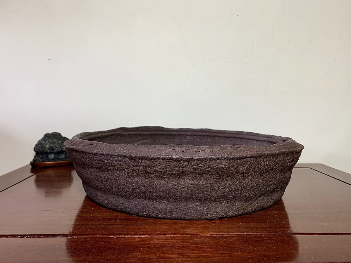 Ryūkaku Hand-Made Nanban Pot