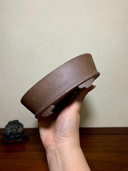 Kozukuri Sōsen Cut-Foot Lower Band Oval Japanese Pot