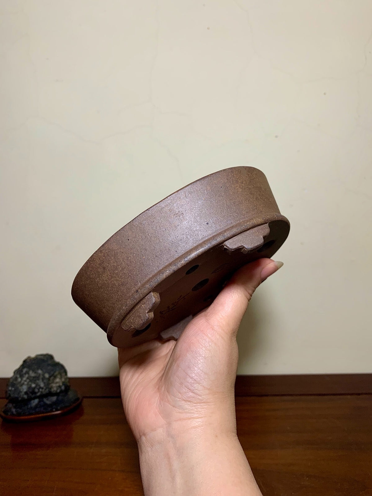 Kozukuri Sōsen Cut-Foot Lower Band Oval Japanese Pot