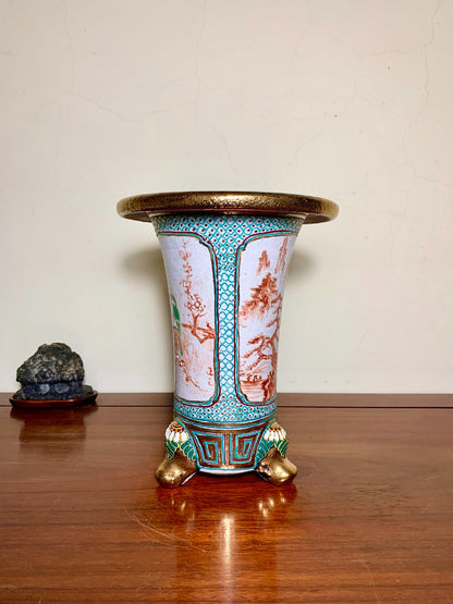 Shōsan Enamelled Floral and Bird Landscape Omoto Pot