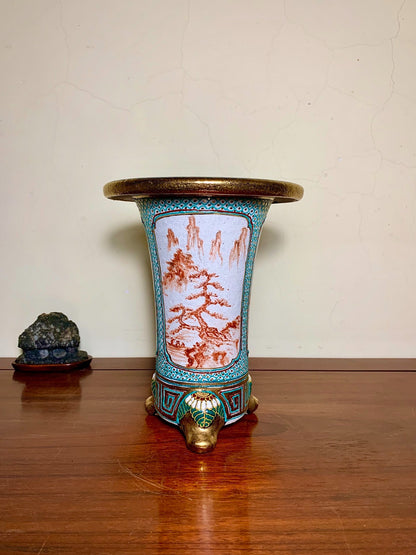 Shōsan Enamelled Floral and Bird Landscape Omoto Pot
