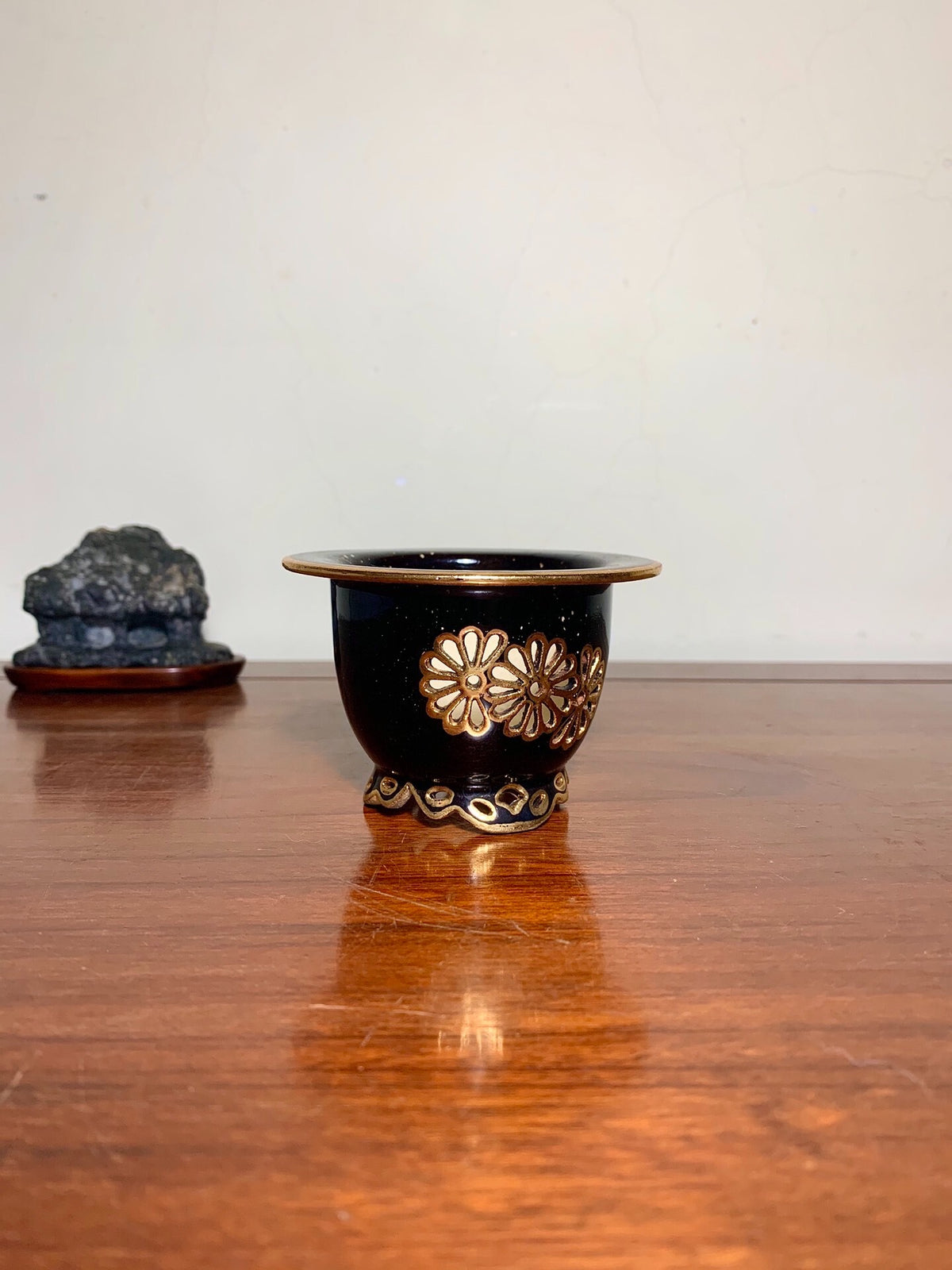 Sakai Tensan Classic Black Crystal Glaze Pierced Omoto Pot