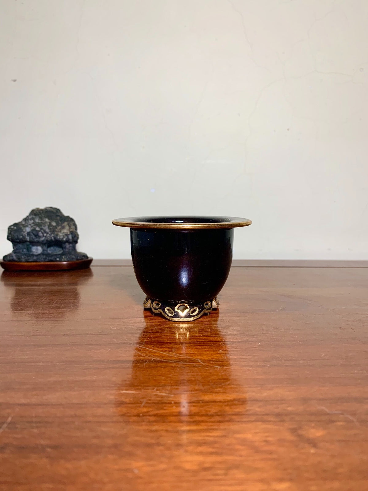 Sakai Tensan Classic Black Crystal Glaze Pierced Omoto Pot