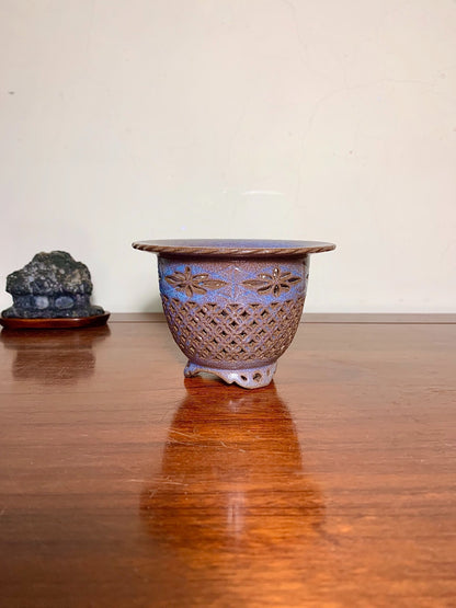 Sakai Tensan Shinsha Copper-Red Glaze Kiln-Transmuted Double Pattern Pierced Omoto Pot