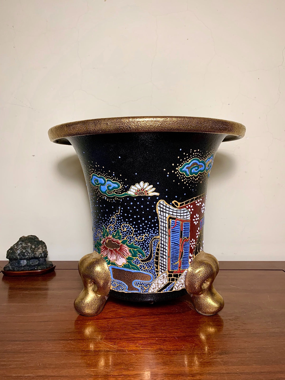 Bull-Head Feet, Gilt and Polychrome Painted Peony, Imperial Carriage Style, Omoto Pot by Jissen