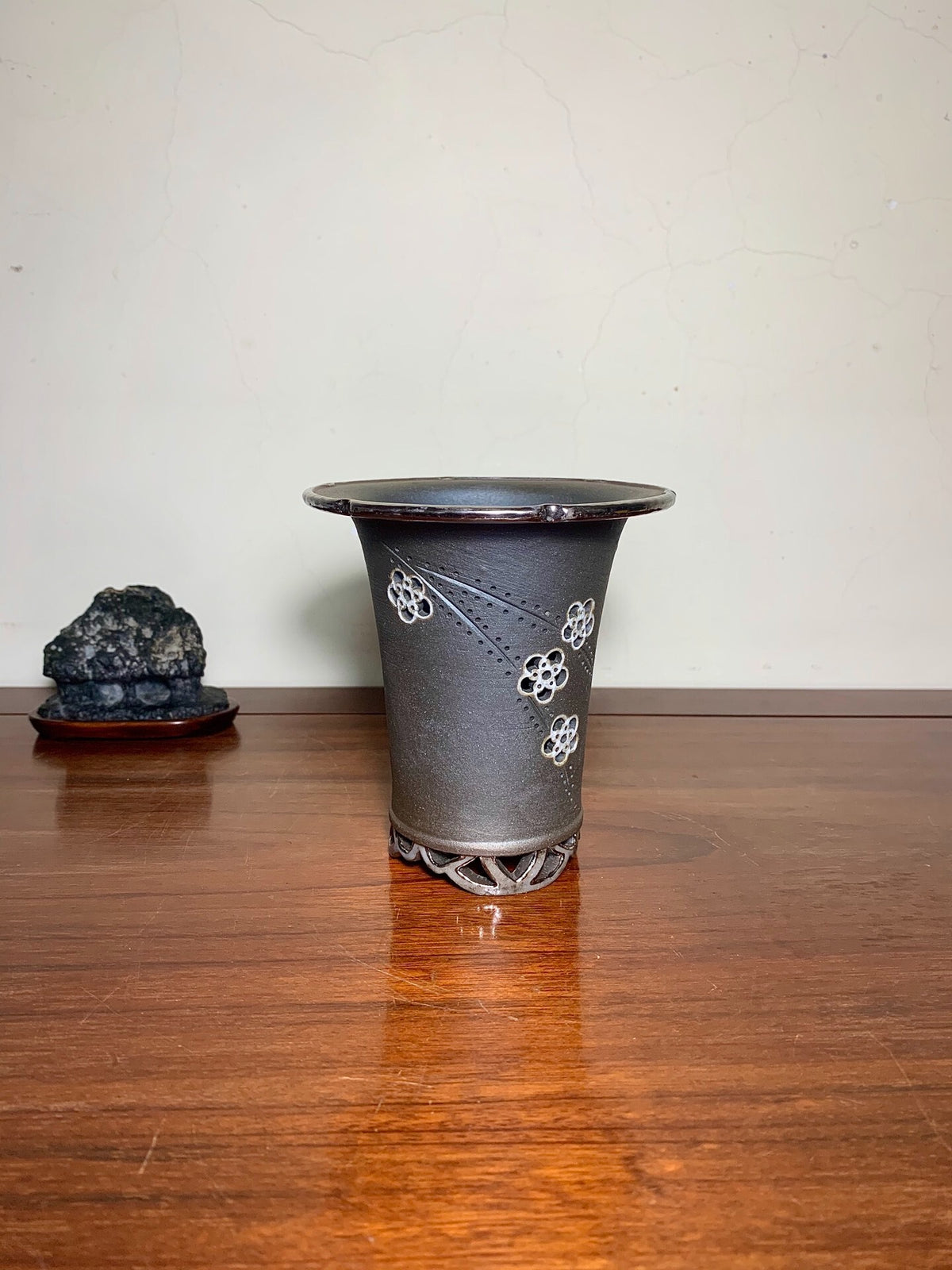 Sakai Tensan Clay with Distinctive Firing Characteristics Omoto Pot