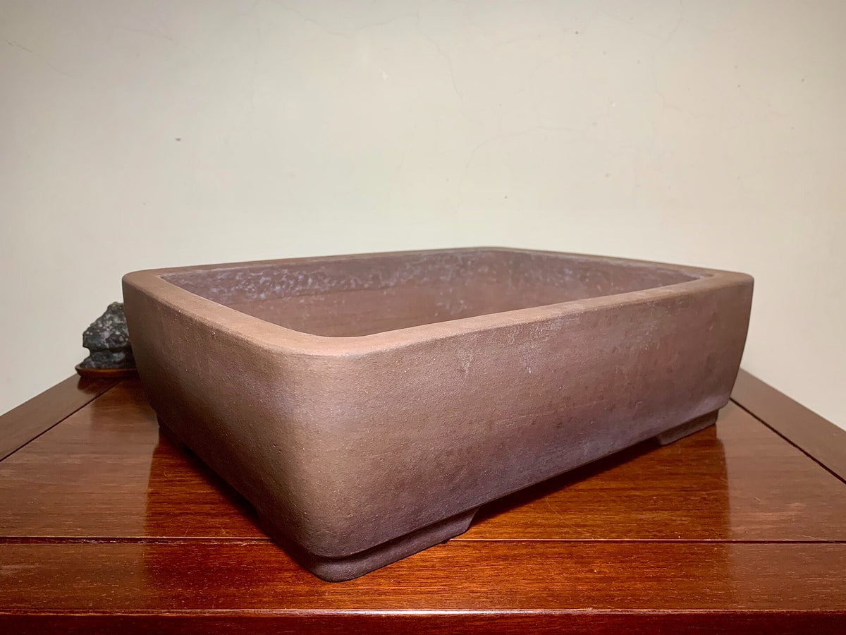 Chun Song, Fuka-Kaketsu, Cut-Foot Rectangular Japanese Pot