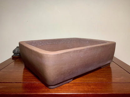 Chun Song, Fuka-Kaketsu, Cut-Foot Rectangular Japanese Pot