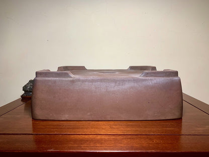 Chun Song, Fuka-Kaketsu, Cut-Foot Rectangular Japanese Pot