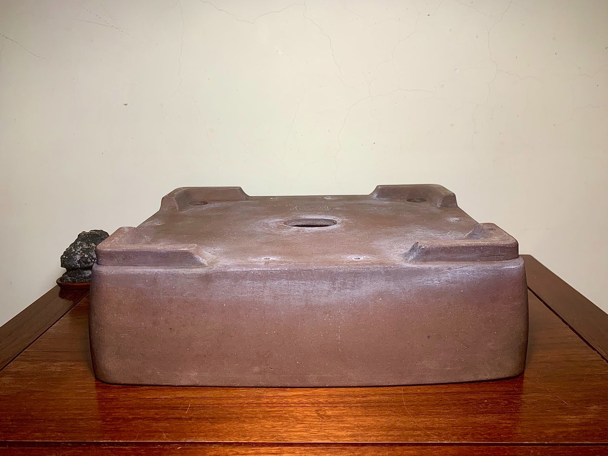 Chun Song, Fuka-Kaketsu, Cut-Foot Rectangular Japanese Pot