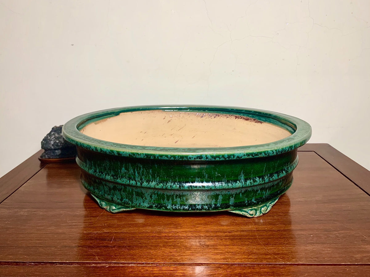 Green Glaze Kiln-Transmuted Cloud Feet Oval Japanese Pot by Shuufu