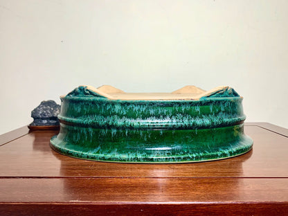 Green Glaze Kiln-Transmuted Cloud Feet Oval Japanese Pot by Shuufu