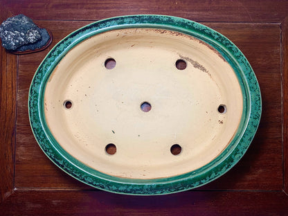 Green Glaze Kiln-Transmuted Cloud Feet Oval Japanese Pot by Shuufu
