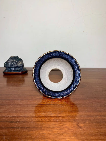 Shōsan Rope Rim Enamelled Landscape Omoto Pot
