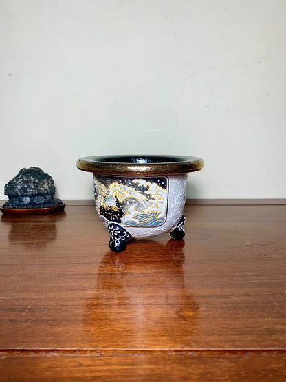 Double-Panel Painted with a Soaring Eagle, Omoto Pot by Tōen