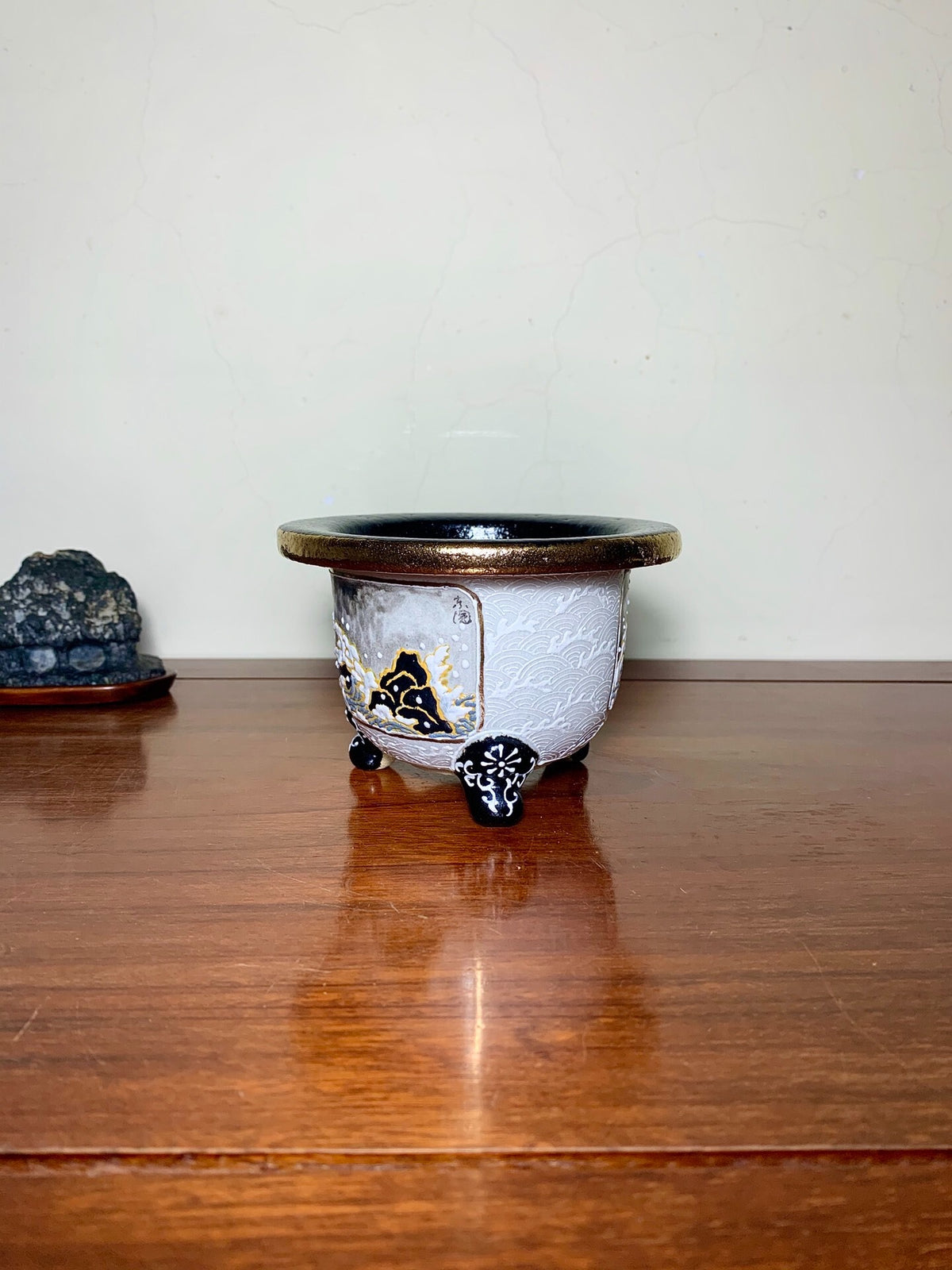 Double-Panel Painted with a Soaring Eagle, Omoto Pot by Tōen