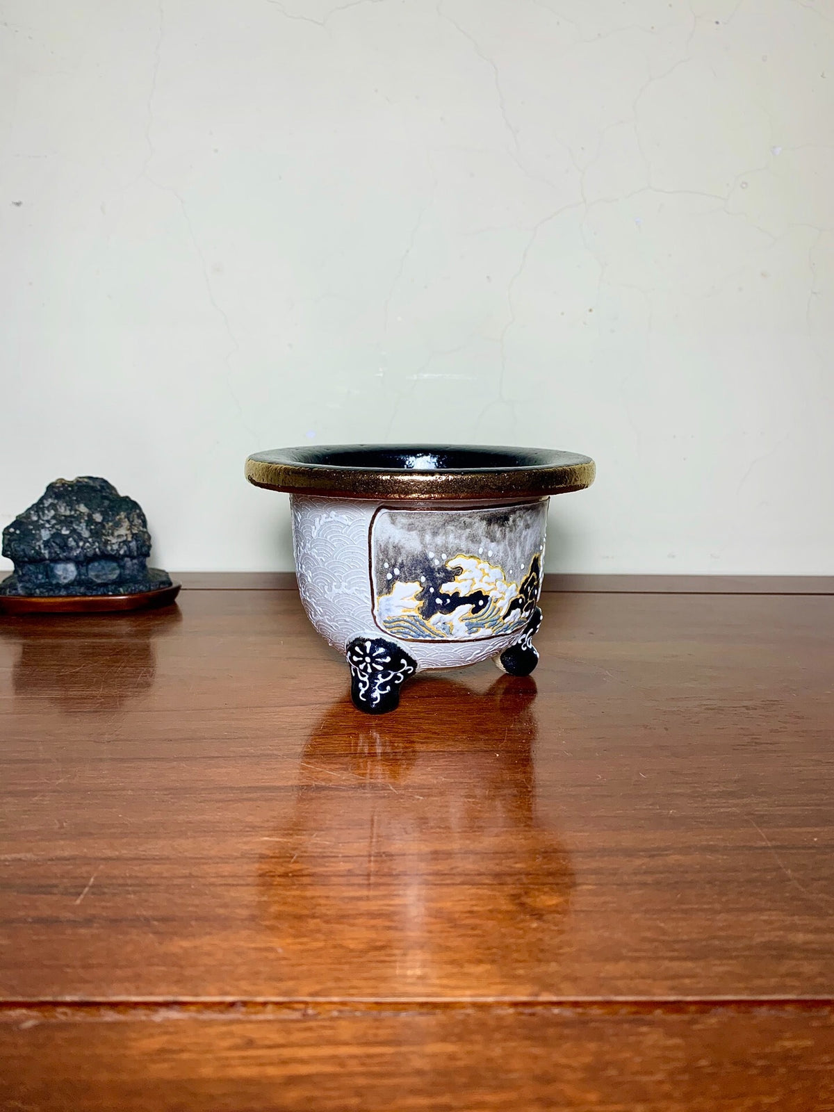 Double-Panel Painted with a Soaring Eagle, Omoto Pot by Tōen