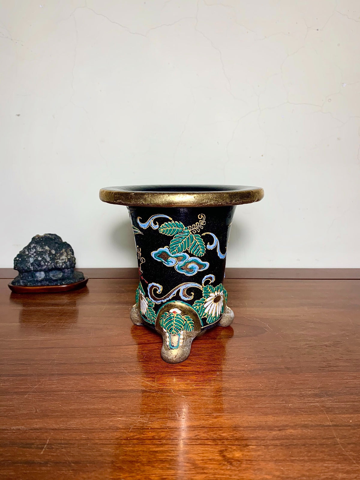 Rare Phoenix Design Omoto Pot by Ryūzan