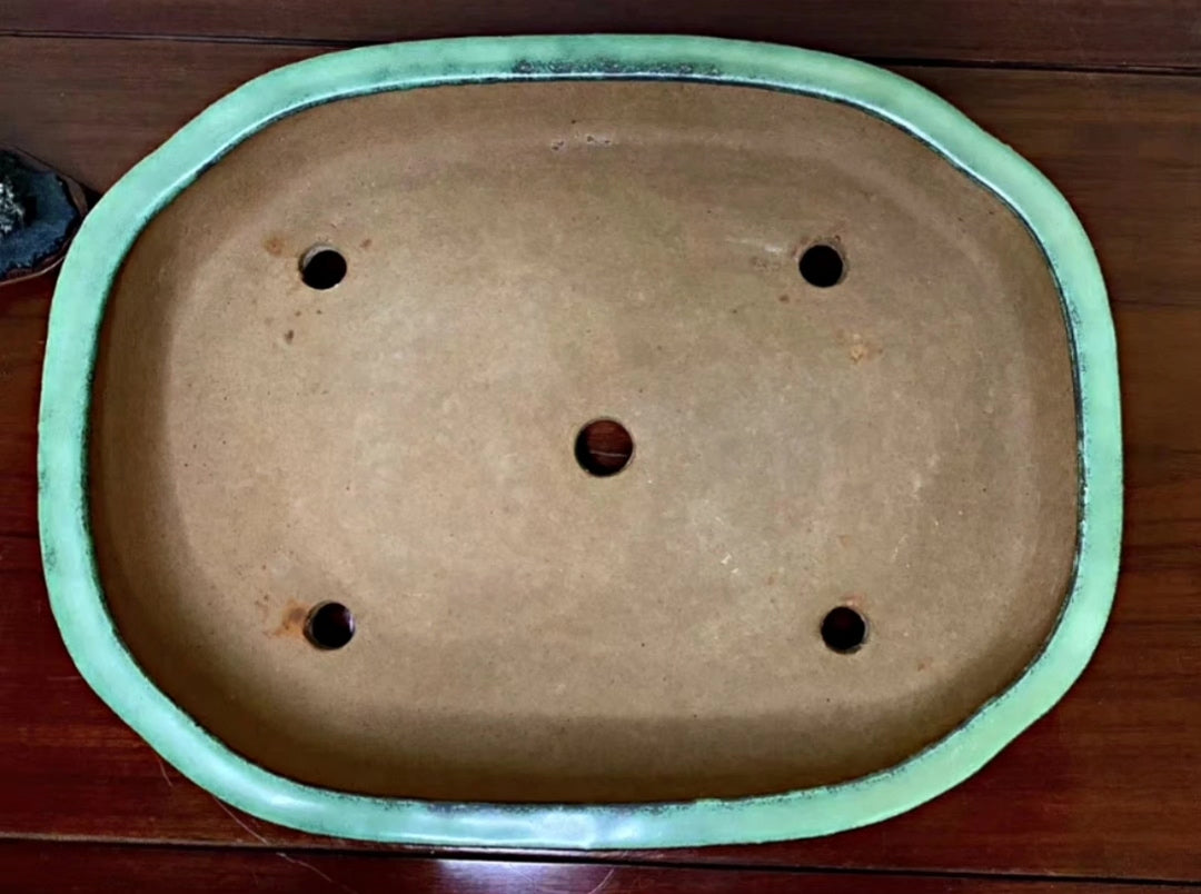 Green Glaze Kiln-Transmuted Cloud Feet Mokko Japanese Pot by Shuufu