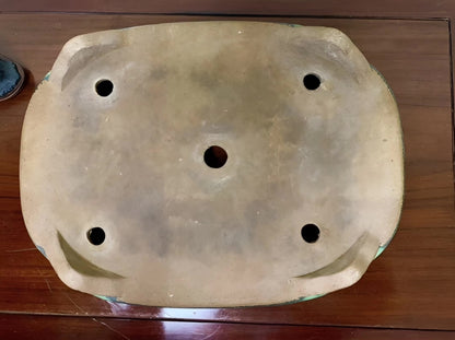 Green Glaze Kiln-Transmuted Cloud Feet Mokko Japanese Pot by Shuufu