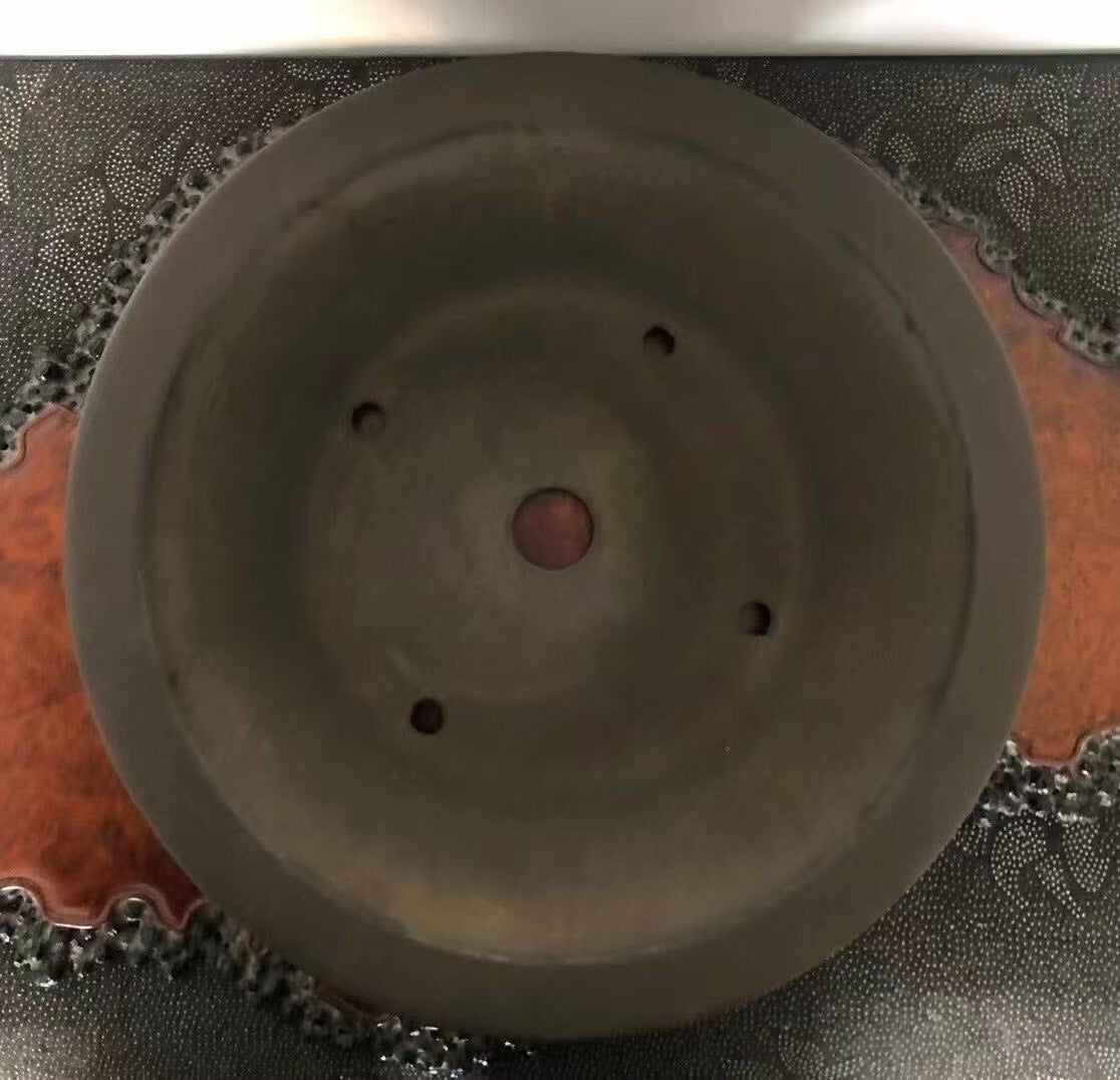 Antique Pot by Yamaaki